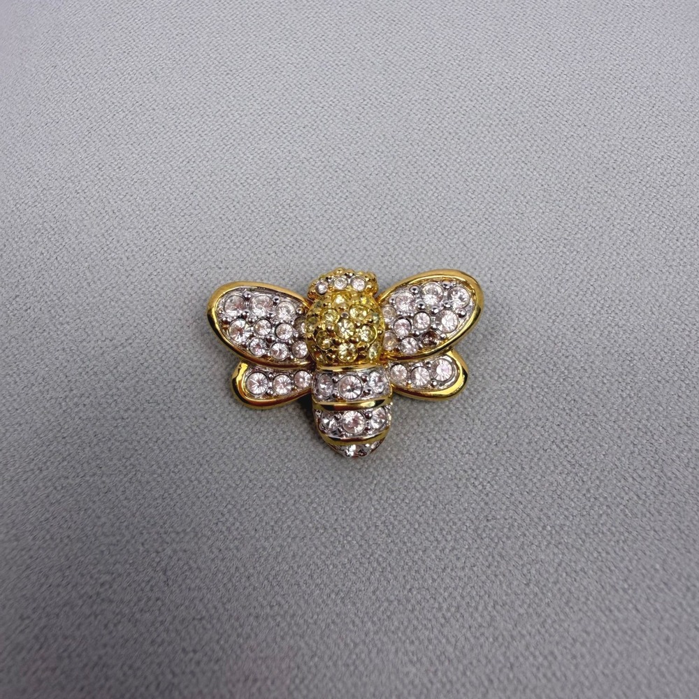 Swarovski Vintage Cottagecore Women Bumble Bee Brooch Gold Tone Crystal